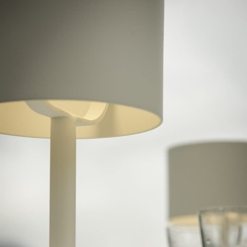 La Pose-1 Table Lamp by Skyline Design