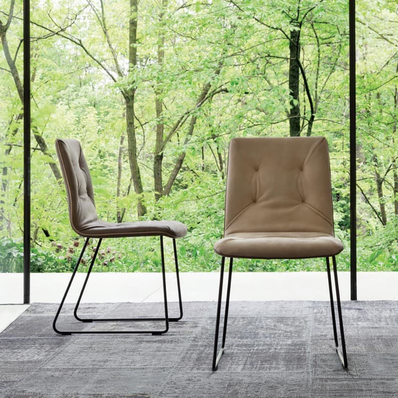 Basic Soft Upholstered Dining Chair by Tonon