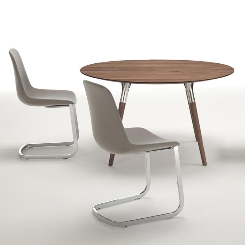 Salt And Pepper Round Dining Table by Tonon