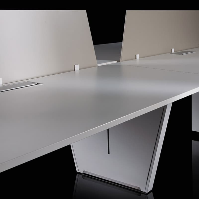 Ray Operative Desk by Uffix