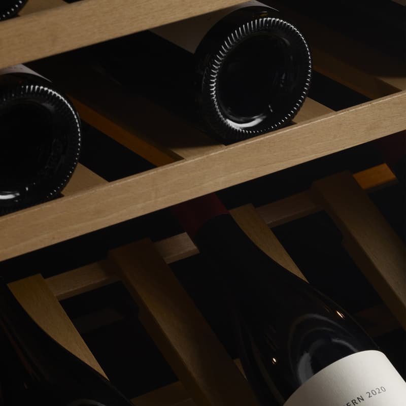 Winecooler V4000 90 Drinks by Vzug