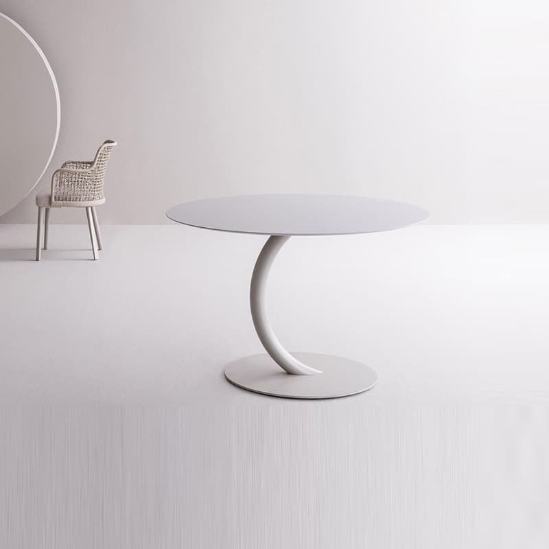 Flexion Outdoor Table by Varaschin