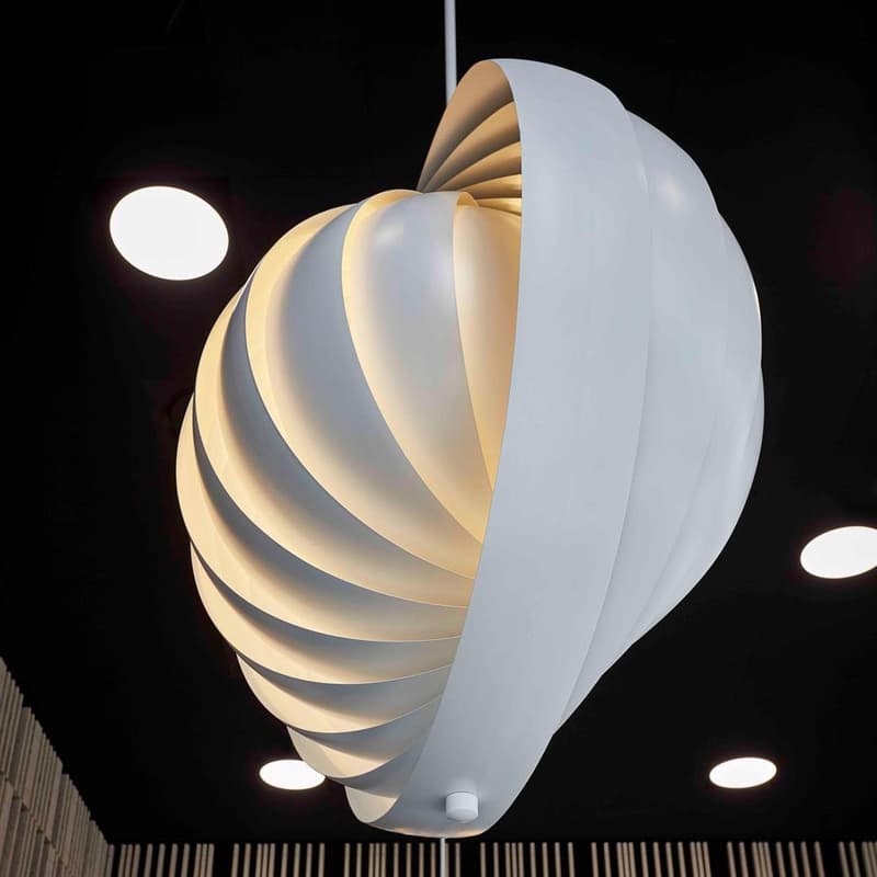 Moon Xxxl Pendant Lamp by Verpan