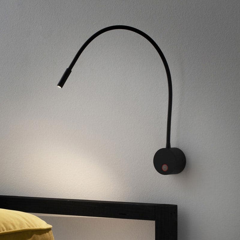 Stylus Wall Lamp by Vesoi