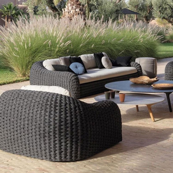 Guide to Buying Contemporary Garden Furniture
