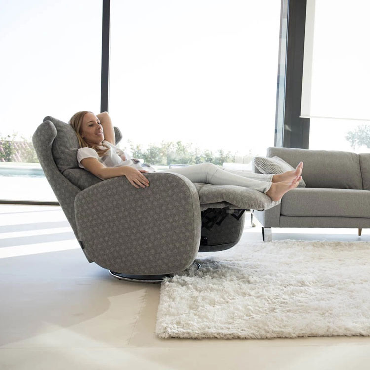 How to Optimise Your Living Room for a Recliner Sofa