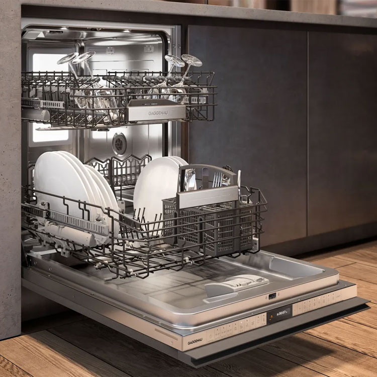 https://www.fcilondon.co.uk/site-assets/blog/content/71245/the-ultimate-guide-to-maintaining-your-gaggenau-dishwasher-1.jpg