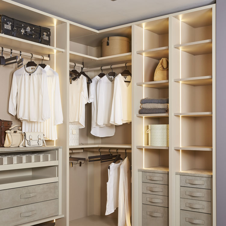 Making the Most of Your Space: Floor-to-Ceiling Built-In Wardrobe Design Ideas