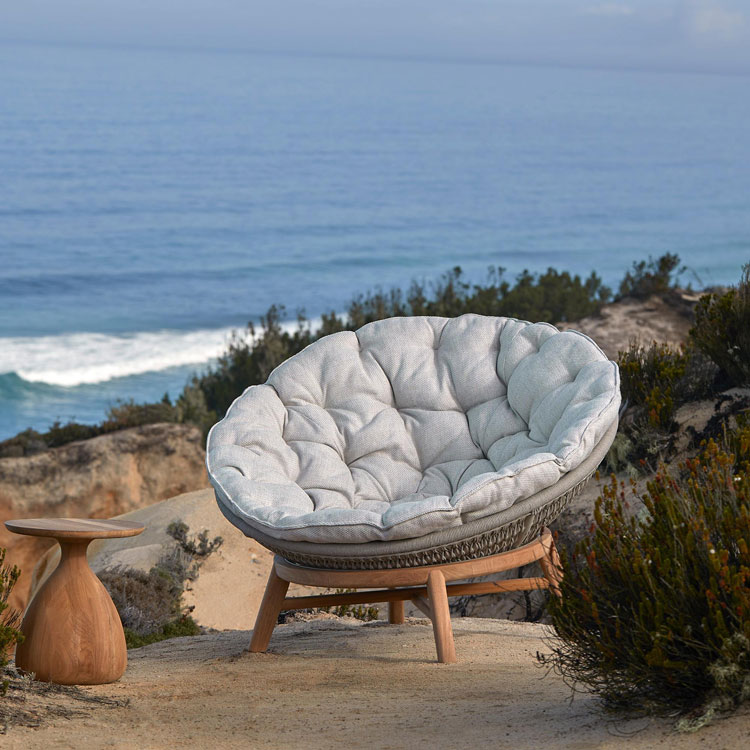 The Ultimate Guide to Luxury Outdoor Furniture by Manutti