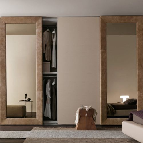 How to Modernise Old Built-In Wardrobes? 8 Tips from Our Team