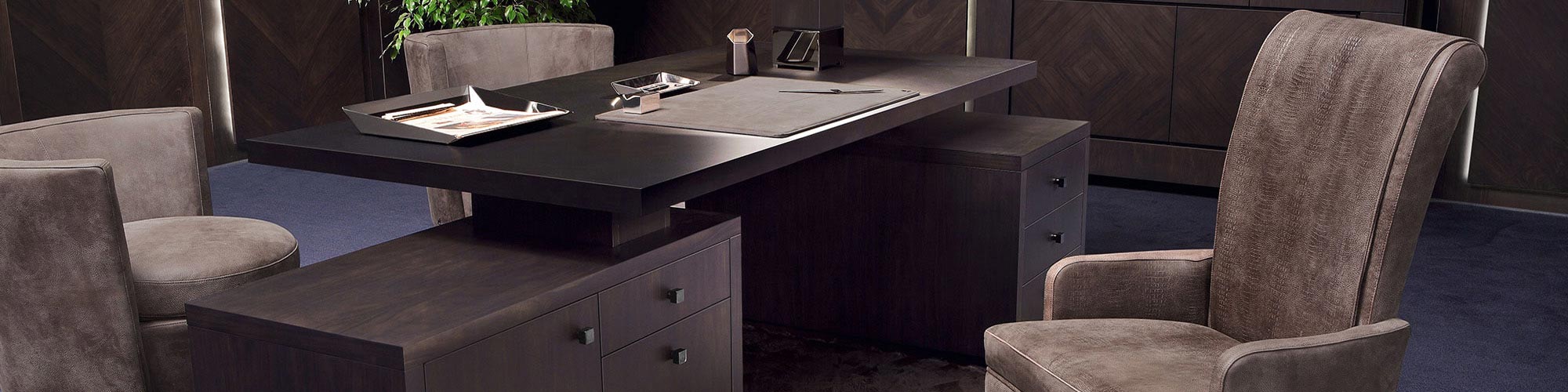 Office Desks by FCI London