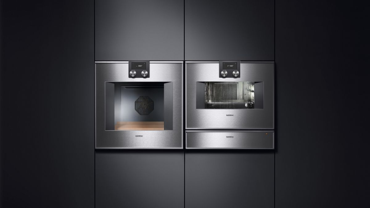 The best ovens in the world. The 400 series by Gaggenau. Available at