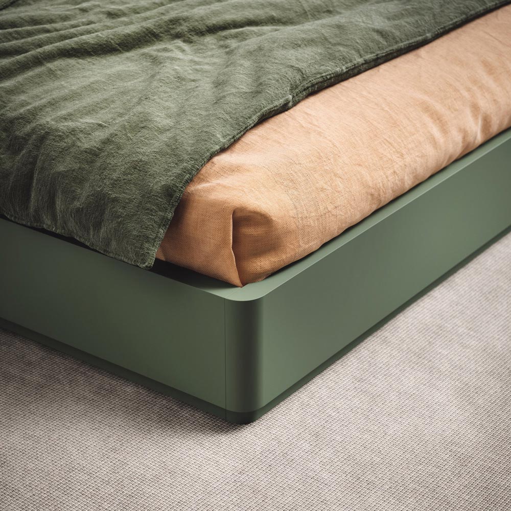 Bend Double Bed by Novamobili